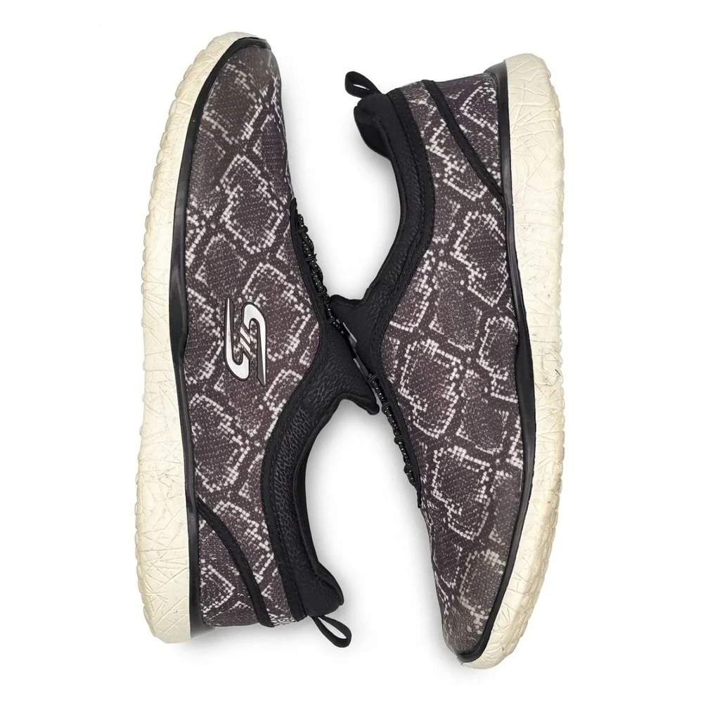 Skechers Women 6 Grey Snakeskin Walking Shoes Memory Foam Slip On Casual SN23320